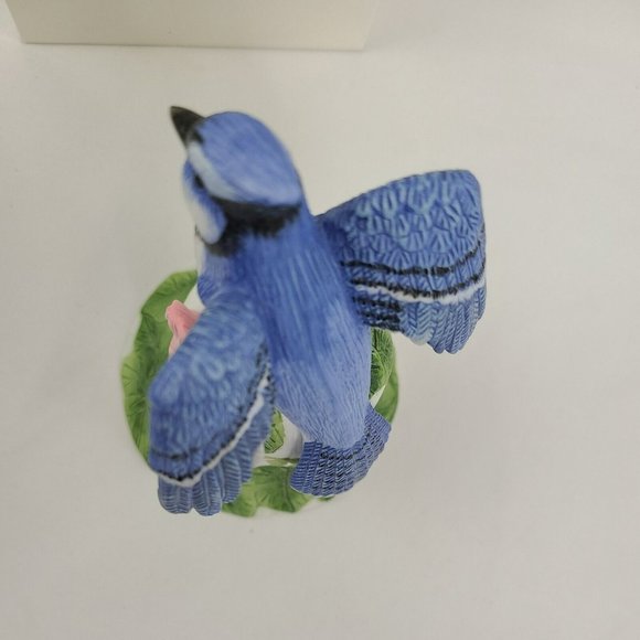 Vintage 2001 Avon Porcelain Blue Jay & Flower Bell Collector’s Gift Spring - Picture 7 of 11